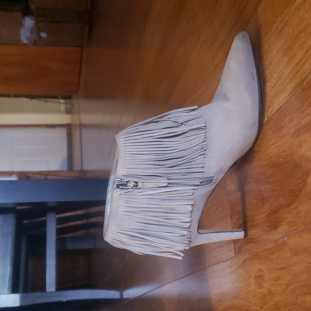 Womens Sam Edelman Pointed Toe Fringed Booties Lt.Taupe 7 1/2 M